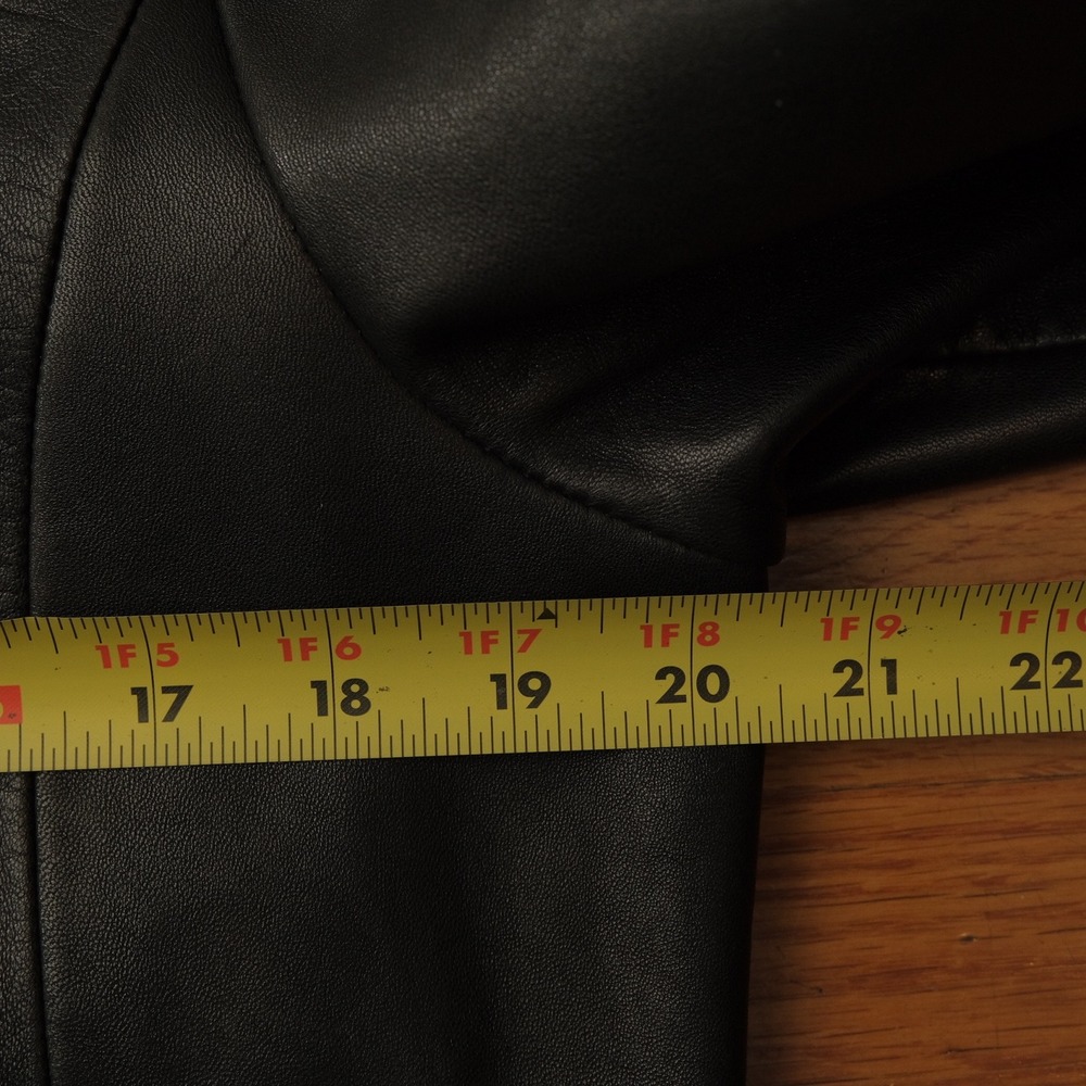 Danier Canada Black Genuine Leather Bomber Jacket Zip Front Classic Style Size S - Picture 6 of 11